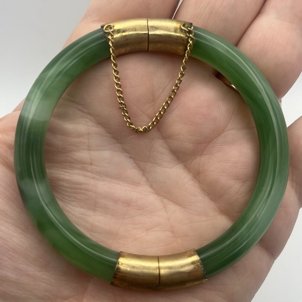 Jade Glass Hinged Bangle Bracelet Green Gold Tone Push Lock Safety Chain Vintage